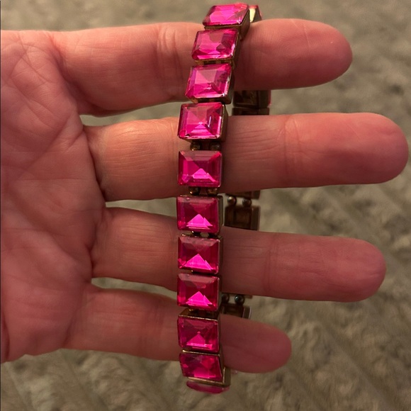 Jewelry - Women’s Plus Size Pink Sparkly Stones Stretch Bracelet Size Large